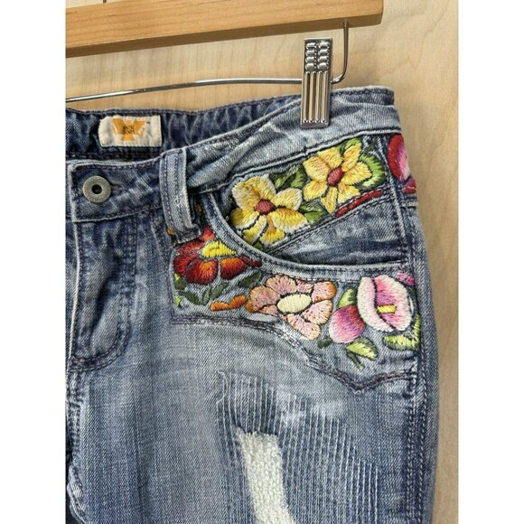 ANTIK Denim Embroidered Bright Floral Distressed Bootcut Size 28 X 32 USA - Picture 3 of 16